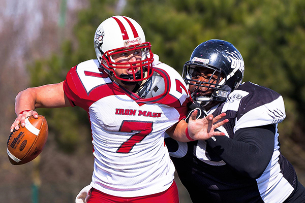 Willy N'Kishi met la pression sur le QB Cannois