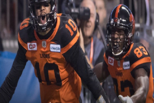 Jonathon Jennings et Stephen Adekolu des Lions