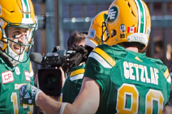 Mike Reilly et Chris Getzlaf des Eskimos