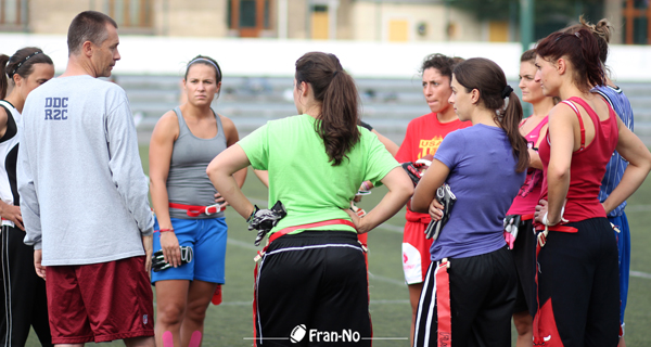 Lionel Friederich conseille ses joueuses