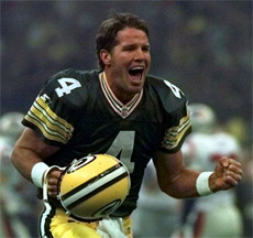 Brett Favre exhulte, il vient de remporter le Super Bowl XXXI