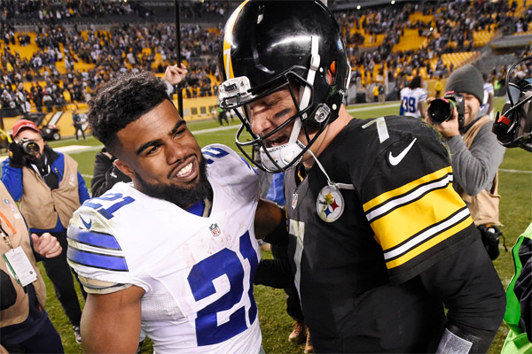 Ezekiel Elliott félicité par Big Ben après le match