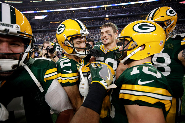 Mason Crosby célébré. Il vient d'envoyer ses Packers en finale NFC