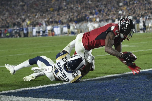 Julio Jones a inscrit le touchdown du break pour Atlanta.