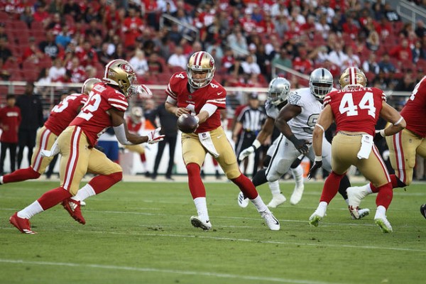 Nick Mullens pour Matt Breida