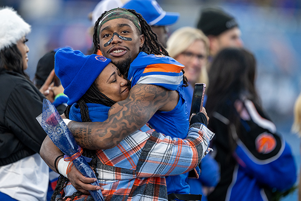 <span>Senior Night</span></span><span>