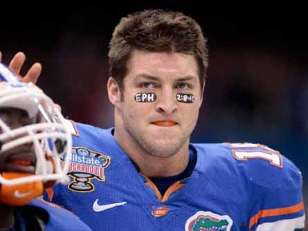 Les versets bibliques de Tebow en NCAA