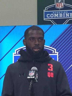 J.T. Barrett, recordman en tout genre  Ohio State