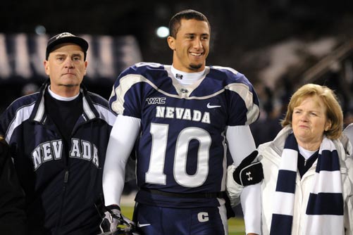 Colin Kaepernick entour des ses parents