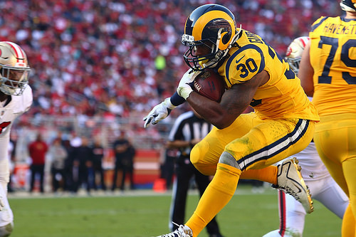 Todd Gurley en action
