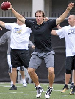 Drew Brees entraine son équipe