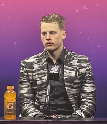 Joe Burrow, hros de l'Ohio du aprs la dfaite des Cincinnati Bengals au Super Bowl LVI