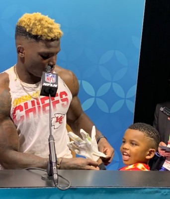 Le fils de Tyreek Hill prpare son propre Super Bowl LIV